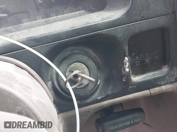 1995 Toyota Tacoma with VIN 4TAUN53B2SZ019575, listed as a IAAI auction lot 42100951 with 270,058 mi miles and . Bid and sale history available at DreamBid. Image 11.