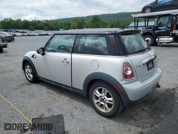 2011 MINI Hardtop with VIN WMWSU3C51BT183770, listed as a Copart auction lot 57337375 with 109,216 mi miles and Clean Title. Bid and sale history available at DreamBid. Image 2.
