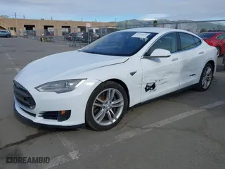 2013 Tesla Model S with VIN 5YJSA1DG2DFP07739, listed as a IAAI auction lot 41716532 with 111196 miles. Bid and sale history available at carsss.com. Image 20.