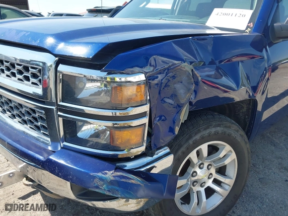 2014 Chevrolet Silverado 1500 LT with VIN 3GCUKREH1EG181742, listed as a IAAI auction lot 42001120 with 246,364 mi miles. Bid and sale history available at carsss.com. Image 6.