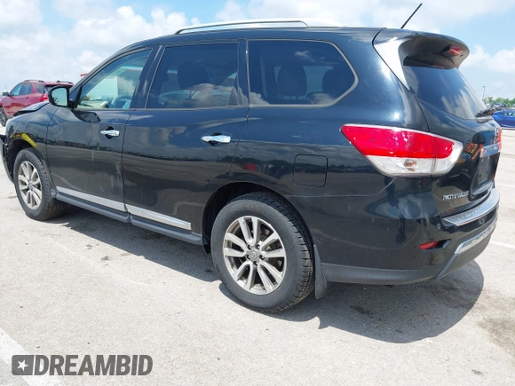 2014 Nissan Pathfinder S with VIN 5N1AR2MM1EC696341, listed as a IAAI auction lot 42255710 with 99,680 mi miles and . Bid and sale history available at DreamBid. Image 3.