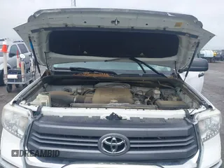 2015 Toyota Tundra SR5 z VIN 5TFDW5F16FX430242, wystawiony jako IAAI lot #42112604 z przebiegiem 179 682 mil mil oraz . Historia ofert i sprzedaży dostępna na DreamBid. Obrazek 10.