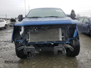 2022 Ford F-150 XL with VIN 1FTFW1E57NKD84700, listed as a Copart auction lot 84911824 with 30,300 mi miles and Salvage Title. Bid and sale history available at carsss.com. Image 5.