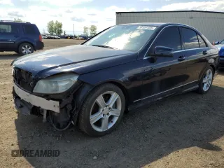 2013 Mercedes-Benz C 300 Sport z VIN WDDGF8AB6DA836770, wystawiony jako Copart lot #59181105 z przebiegiem 153 471 mil mil oraz Szkoda całkowita • Salvage title. Historia ofert i sprzedaży dostępna na DreamBid. Obrazek 1.