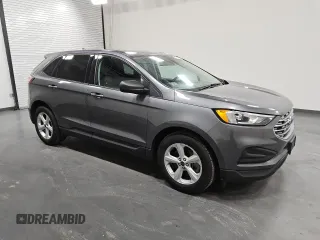 2021 Ford Edge SE z VIN 2FMPK4G95MBA23228, wystawiony jako Copart lot #51947405 z przebiegiem 80 522 mil mil oraz Czysty tytuł • Clean title. Historia ofert i sprzedaży dostępna na DreamBid. Obrazek 4.