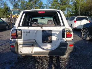 2000 Toyota RAV4 with VIN JT3GP10V9Y0046468, listed as a IAAI auction lot 41864553 with 286,660 mi miles and . Bid and sale history available at DreamBid. Image 16.