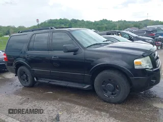 2009 Ford Expedition SSV с VIN 1FMFU16589LA10967, выставлен на аукционе IAAI как лот 42147381 с пробегом 202 941 миль миль и . История ставок и продаж доступна на DreamBid. Изображение 14.