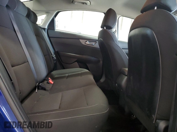 2019 Kia Forte LXS z VIN 3KPF24AD9KE130933, wystawiony jako Copart lot #54496405 z przebiegiem 14 637 mil mil oraz Szkoda całkowita • Salvage title. Historia ofert i sprzedaży dostępna na DreamBid. Obrazek 10.