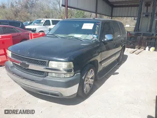 2003 Chevrolet Tahoe LT with VIN 1GNEC13Z43R177798, listed as a IAAI auction lot 41852567 with 298,263 mi miles. Bid and sale history available at carsss.com. Image 2.