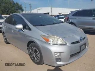 2010 Toyota Prius II with VIN JTDKN3DU5A0090370, listed as a IAAI auction lot 40672820 with 212,687 mi miles. Bid and sale history available at carsss.com. Image 1.
