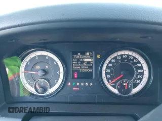 2019 Ram 1500 Classic Tradesman with VIN 3C6JR6DG0KG512237, listed as a IAAI auction lot 41366260 with 212,900 mi miles. Bid and sale history available at carsss.com. Image 15.