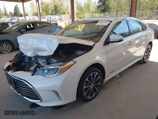 2016 Toyota Avalon Hybrid XLE Premium with VIN 4T1BD1EB2GU048496, listed as a IAAI auction lot 42047633 with 68,900 mi miles. Bid and sale history available at carsss.com. Image 17.