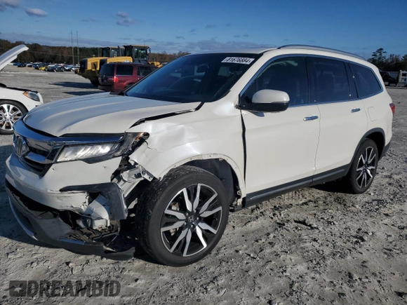 2019 Honda Pilot Touring 8-Passenger with VIN 5FNYF5H92KB018859, listed as a Copart auction lot 81676884 with 84,900 mi miles and Salvage Title. Bid and sale history available at carsss.com. Image 1.