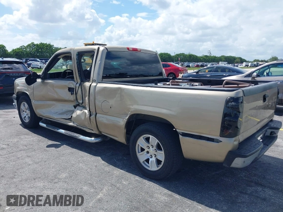 2005 Chevrolet Silverado 1500 Work Truck с VIN 1GCEC19X45Z250878, выставлен на аукционе IAAI как лот 39680172 с пробегом 174 798 миль миль и . История ставок и продаж доступна на DreamBid. Изображение 3.