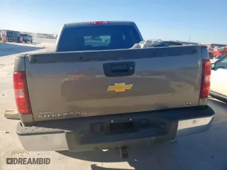 2012 Chevrolet Silverado 1500 LT with VIN 3GCPCSE08CG259734, listed as a Copart auction lot 49921085 with 105,852 mi miles and Salvage Title. Bid and sale history available at carsss.com. Image 6.