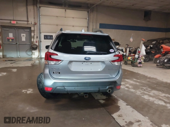 2021 Subaru Forester Limited с VIN JF2SKAUCXMH447490, выставлен на аукционе IAAI как лот 41039289 с пробегом 92 271 миль миль и . История ставок и продаж доступна на DreamBid. Изображение 17.