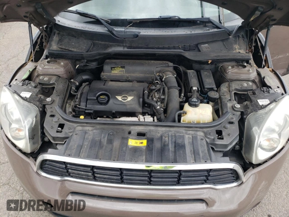 2012 MINI Countryman S with VIN WMWZC3C54CWL86055, listed as a Copart auction lot 61473745 with 117,351 mi miles and Clean title. Bid and sale history available at DreamBid. Image 11.