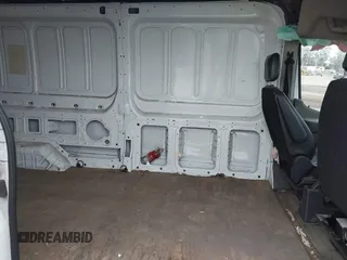 2020 Ford Transit с VIN 1FTBW3XG8LKA54375, выставлен на аукционе IAAI как лот 42336626 с пробегом 140 247 миль миль и . История ставок и продаж доступна на DreamBid. Изображение 8.
