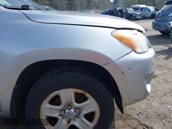 2011 Toyota RAV4 with VIN 2T3BK4DV9BW050460, listed as a IAAI auction lot 41914621 with 196,912 mi miles. Bid and sale history available at carsss.com. Image 21.