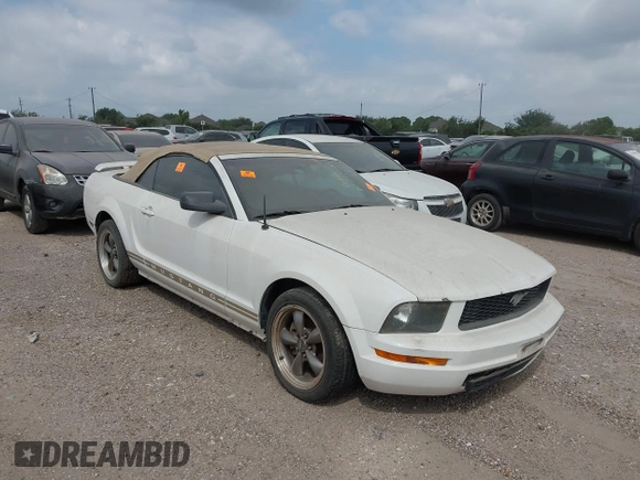 2005 Ford Mustang Deluxe with VIN 1ZVFT84N155260324, listed as a IAAI auction lot 42250383 with Not provided miles and . Bid and sale history available at DreamBid. Image 1.
