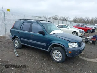 1998 Honda CR-V LX with VIN JHLRD2843WC011969, listed as a IAAI auction lot 41906450 with 210,854 mi miles. Bid and sale history available at carsss.com. Image 1.
