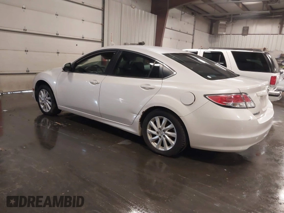2012 Mazda Mazda6 i Touring with VIN 1YVHZ8DH3C5M14916, listed as a IAAI auction lot 41079637 with 183,396 mi miles. Bid and sale history available at carsss.com. Image 3.