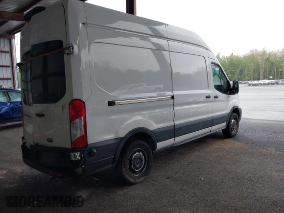 2020 Ford Transit Cargo с VIN 1FTBR1X85LKB59928, выставлен на аукционе IAAI как лот 42265878 с пробегом 178 877 миль миль и . История ставок и продаж доступна на DreamBid. Изображение 4.