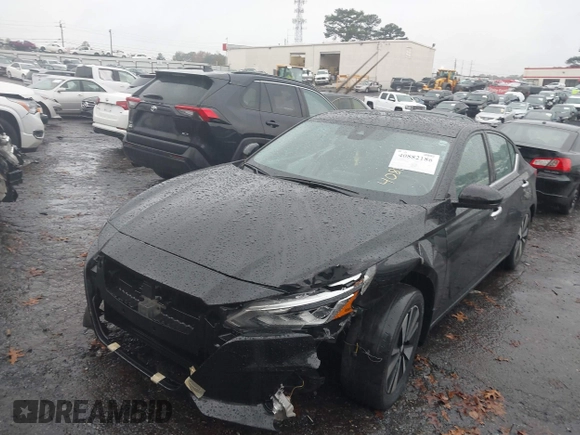2019 Nissan Altima 2.5 SV with VIN 1N4BL4DV3KC143660, listed as a IAAI auction lot 40882186 with 112,610 mi miles. Bid and sale history available at carsss.com. Image 20.