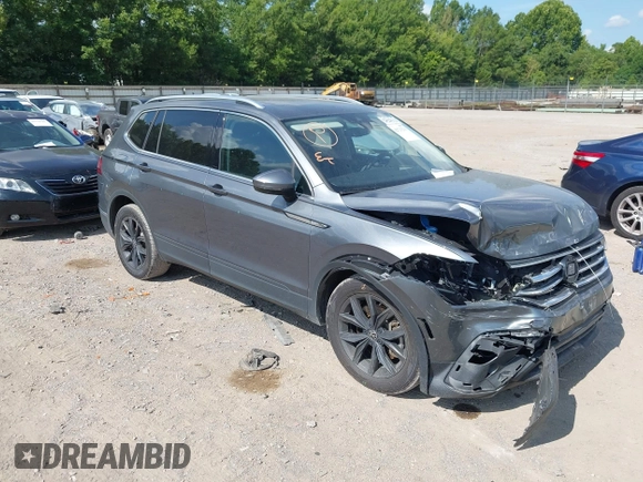 2022 Volkswagen Tiguan SE с VIN 3VV3B7AX1NM166528, выставлен на аукционе IAAI как лот 42723213 с пробегом 85 173 миль миль и . История ставок и продаж доступна на DreamBid. Изображение 1.