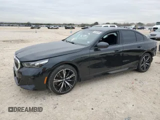 2024 BMW 5 Series 530i with VIN WBA43FJ0XRCR73485, listed as a Copart auction lot 88662895 with 9,405 mi miles and Salvage Title. Bid and sale history available at carsss.com. Image 1.