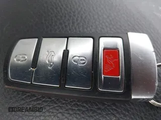 2008 Volkswagen Passat Komfort z VIN WVWAK73C68P042821, wystawiony jako IAAI lot #42320315 z przebiegiem 219 461 mil mil oraz . Historia ofert i sprzedaży dostępna na DreamBid. Obrazek 11.