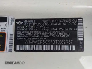 2011 MINI Convertible S с VIN WMWZP3C57BTX82937, выставлен на аукционе IAAI как лот 42389373 с пробегом 60 651 миль миль и . История ставок и продаж доступна на DreamBid. Изображение 9.