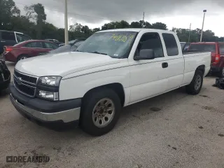 2006 Chevrolet Silverado 1500 LS with VIN 1GCEC19V56Z272906, listed as a Copart auction lot 44679615 with 151,121 mi miles and Non Repairable. Bid and sale history available at carsss.com. Image 1.