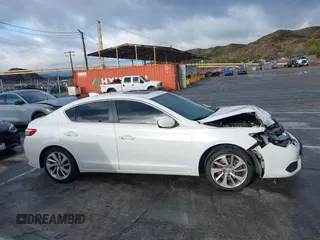 2017 Acura ILX Premium z VIN 19UDE2F73HA002562, wystawiony jako IAAI lot #41774586 z przebiegiem 147 303 mil mil oraz . Historia ofert i sprzedaży dostępna na DreamBid. Obrazek 13.