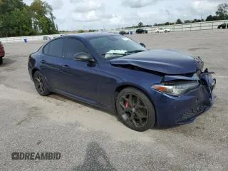 2020 Alfa Romeo Giulia Ti with VIN ZARFANBN5L7634712, listed as a Copart auction lot 73278784 with 0 mi miles and Salvage Title. Bid and sale history available at carsss.com. Image 4.