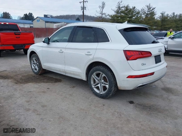 2018 Audi Q5 Premium Plus with VIN WA1BNAFY2J2223346, listed as a IAAI auction lot 41640213 with 100,540 mi miles. Bid and sale history available at carsss.com. Image 3.