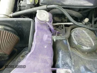 2015 Dodge Challenger SXT z VIN 2C3CDZAG9FH723453, wystawiony jako IAAI lot #42009214 z przebiegiem 182 552 mil mil oraz . Historia ofert i sprzedaży dostępna na DreamBid. Obrazek 19.