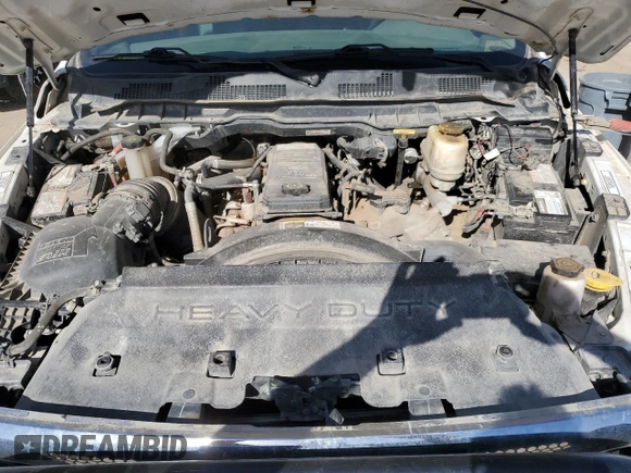 2018 Ram 5500 Tradesman with VIN 3C7WRNFL2JG371658, listed as a Copart auction lot 52543245 with 150,250 mi miles and Salvage title. Bid and sale history available at DreamBid. Image 11.