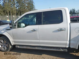 2020 Ford F-150 XL z VIN 1FTEW1E47LKD19748, wystawiony jako IAAI lot #42117086 z przebiegiem 81 029 mil mil oraz . Historia ofert i sprzedaży dostępna na DreamBid. Obrazek 14.