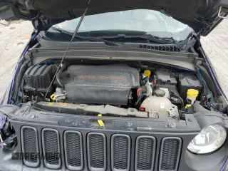 2017 Jeep Renegade Trailhawk z VIN ZACCJBCB2HPF59817, wystawiony jako Copart lot #61259205 z przebiegiem 75 899 mil mil oraz Szkoda całkowita • Salvage title. Historia ofert i sprzedaży dostępna na DreamBid. Obrazek 12.