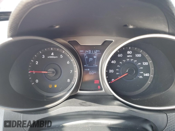 2015 Hyundai Veloster with VIN KMHTC6AD0FU238274, listed as a Copart auction lot 65181205 with 143,112 mi miles and Clean title. Bid and sale history available at DreamBid. Image 9.