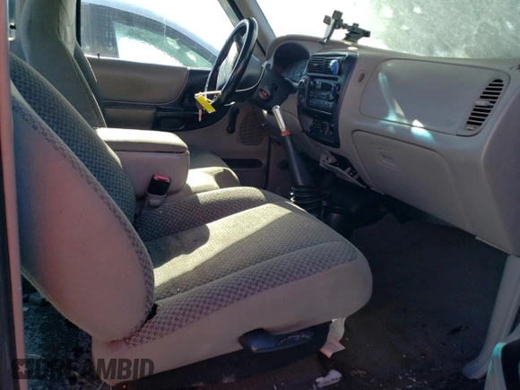 1999 Ford Ranger XLT with VIN 1FTZR15X2XTA46995, listed as a Copart auction lot 44135215 with 268,196 mi miles and Non repairable. Bid and sale history available at DreamBid. Image 7.