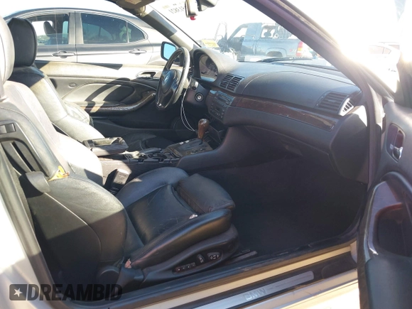 2003 BMW 3 Series 325Ci with VIN WBABS33413PG91828, listed as a IAAI auction lot 41513821 with 150,672 mi miles and . Bid and sale history available at DreamBid. Image 5.