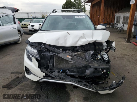 2023 Kia Seltos S z VIN KNDEUCAAXP7401608, wystawiony jako Copart lot #51312105 z przebiegiem 31 249 mil mil oraz Szkoda całkowita • Salvage title. Historia ofert i sprzedaży dostępna na DreamBid. Obrazek 5.