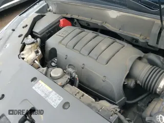 2014 Chevrolet Traverse LT z VIN 1GNKRGKD3EJ144920, wystawiony jako IAAI lot #43500536 z przebiegiem 210 276 mil mil oraz . Historia ofert i sprzedaży dostępna na DreamBid. Obrazek 12.