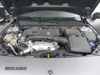 2020 Mercedes-Benz CLA 250 z VIN W1K5J4GB6LN106225, wystawiony jako IAAI lot #41504703 z przebiegiem 51 357 mil mil oraz . Historia ofert i sprzedaży dostępna na DreamBid. Obrazek 10.