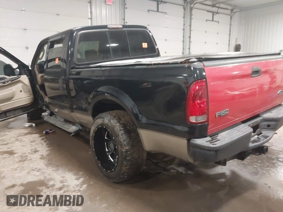 2006 Ford F-250 XL z VIN 1FTSW21P96ED33324, wystawiony jako IAAI lot #41943179 z przebiegiem Nie podano mil oraz . Historia ofert i sprzedaży dostępna na DreamBid. Obrazek 3.
