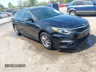2020 Kia Optima LX with VIN 5XXGT4L32LG448200, listed as a IAAI auction lot 42059759 with 88,525 mi miles and . Bid and sale history available at carsss.com. Image 1.