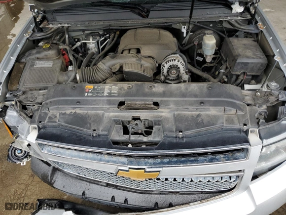 2013 Chevrolet Suburban LT with VIN 1GNSKJE76DR123518, listed as a Copart auction lot 66334144 with 270,402 mi miles and Salvage Title. Bid and sale history available at carsss.com. Image 14.