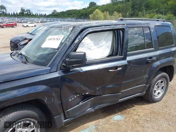 2014 Jeep Patriot Sport z VIN 1C4NJPBA1ED643023, wystawiony jako IAAI lot #40076783 z przebiegiem 164 025 mil mil oraz . Historia ofert i sprzedaży dostępna na DreamBid. Obrazek 6.